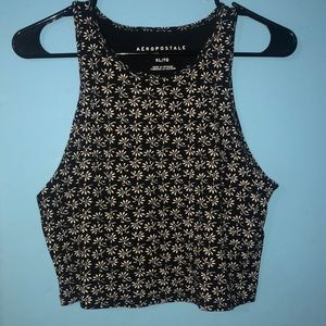 Black and white design crop top
